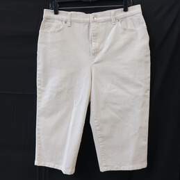 Gloria Vanderbilt Women's White Capri Jeans Size 12