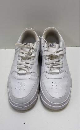 Nike White Sneaker Casual Shoe Women 11.5 alternative image