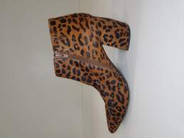 Jeffrey Campbell Women's Cheetah Print Ankle Boot Size 8 alternative image