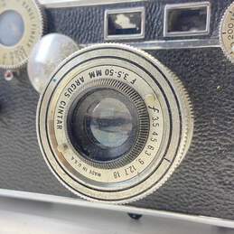 Vintage Argus C3 35mm Rangefinder Camera alternative image