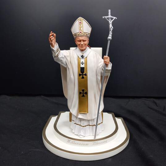 Millennium Blessing Pope Statue By Timothy Holter Bruckner image number 1