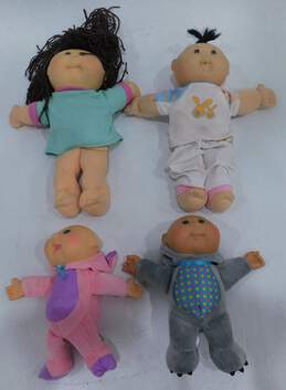 VNTG Cabbage Patch Doll Lot of 4