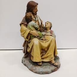 Statue of Jesus Holding Children alternative image