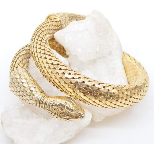 Vintage Whiting & Davis Goldtone Coiled Snake Mesh Wrap Statement Bracelet 61g image number 3