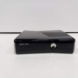 Microsoft XBOX 360 S Console With Kinect In Xbox 360 Bag alternative image