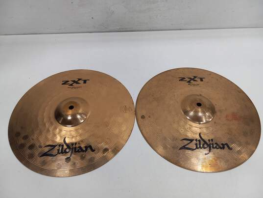 Bundle of 4 Zildjian Ride Cymbals And 5 Drumsticks In Case image number 5