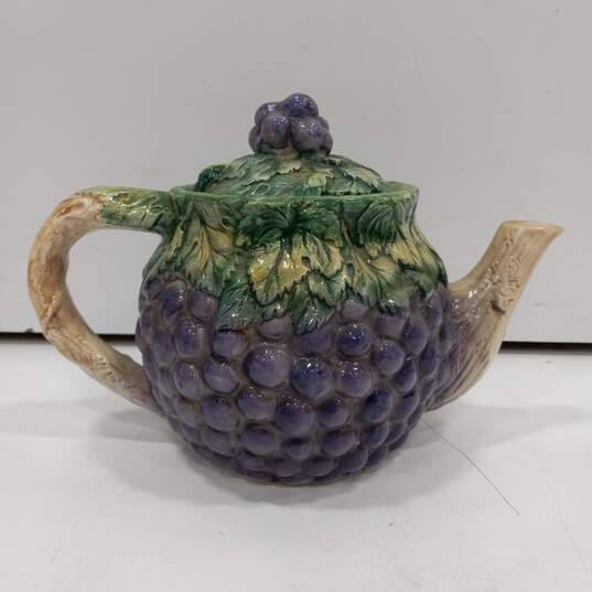 Takahashi Hand Painted  Grapes Teapot image number 1