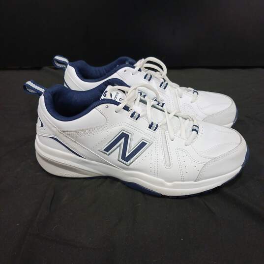 Men's New Balance White/Navy Sneakers Size 9.5 image number 4