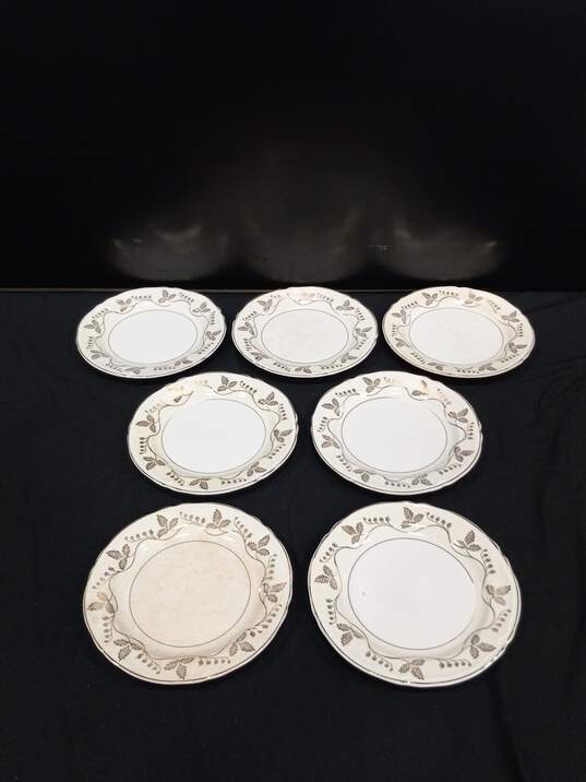 Bundle of 7 Off White Knowles Gold Leaf Plate image number 1