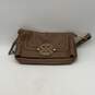 Womens Tan Leather Detachable Strap Inner Pockets Magnetic Shoulder Bag image number 1