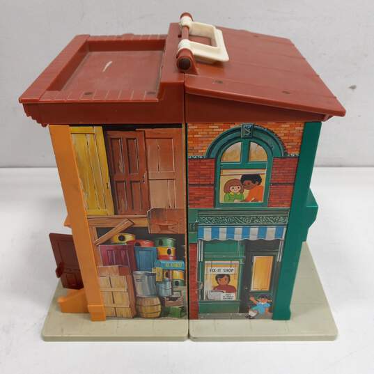 Fisher-Price Play Family Sesame Street 938 Playhouse Only image number 5