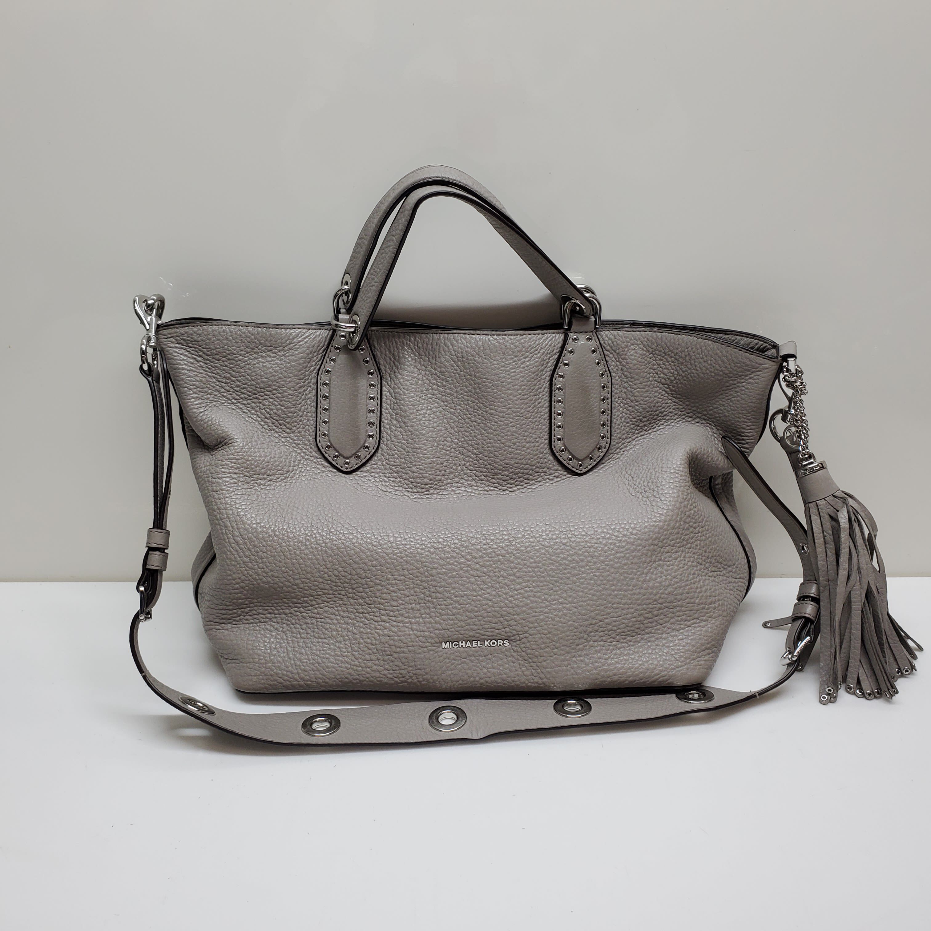 Big grey gray MICHAEL KORS bag used fashionable stylish silver hardware | Michael  kors bag, Best purses, Michael kors