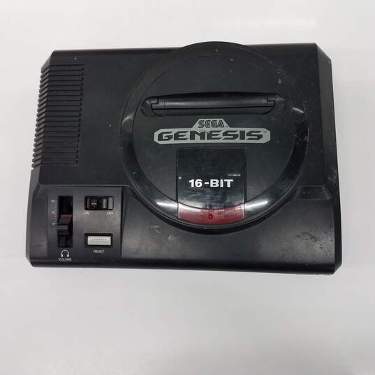 Vintage Sega Genesis Bundle - NOT Tested image number 2