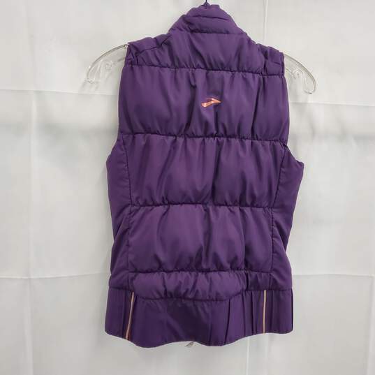 Brooks Running Women's Purple Zip Puffer Vest Size XS image number 2