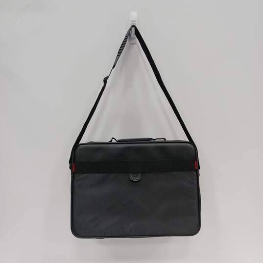 Swissgear Black Laptop Carry-On Bag image number 2