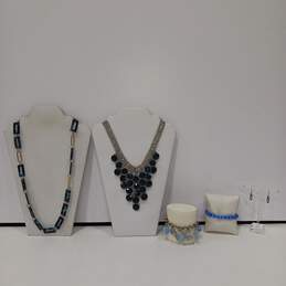 Bundle of Assorted Blue Toned Fashion Jewelry