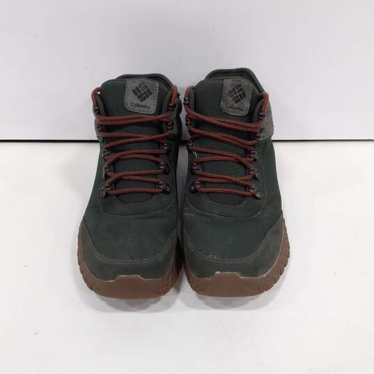 Columbia Men's Green Hiking Boots Size 9 image number 1