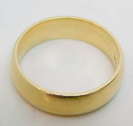 14K Yellow Gold Wedding Band Ring 7.7g alternative image