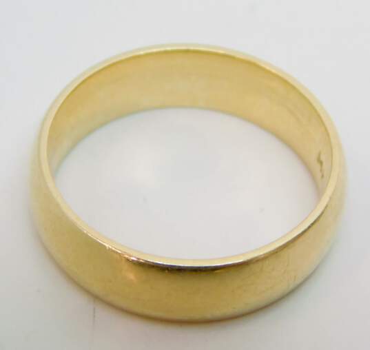 14K Yellow Gold Wedding Band Ring 7.7g image number 2
