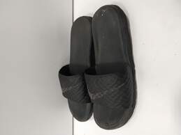 Men's Black Flip Flops Size 10