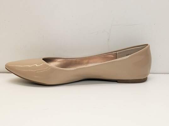 Women's Steve Madden Beige Flat Shoes (Size 8.5M) image number 2