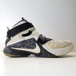 Nike Lebron James Soldier Nine Premium Men Shoes Size  8