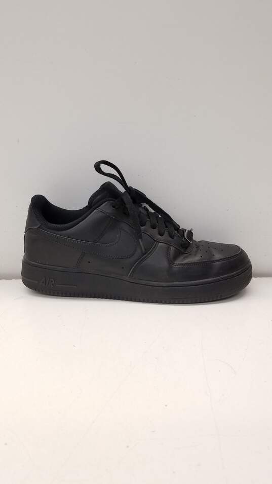 Nike Air Force 1 07 CW2288-001 Low Triple Black Sneakers Men's Size 9.5 image number 1