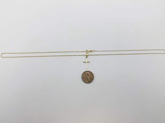 14K Yellow Gold Cross Pendant Necklace 2.5g image number 4