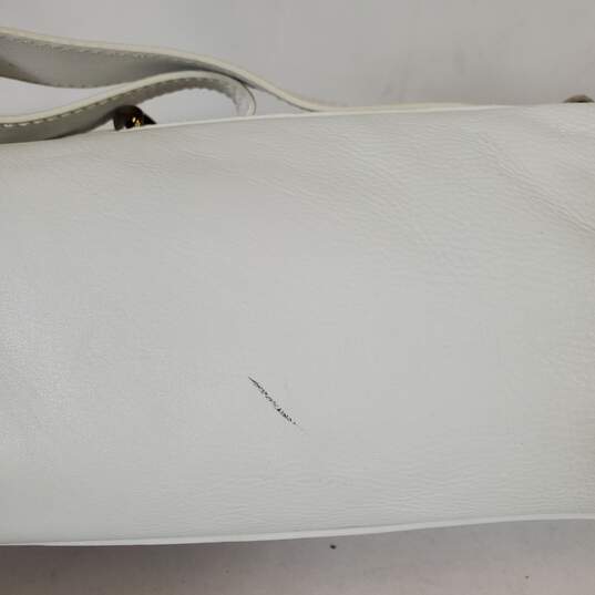 Marc Jacobs Leather Top Handle Baguette Bag White image number 5
