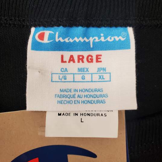 Champion Men Black Graphic Long SLeeve L NWT image number 3