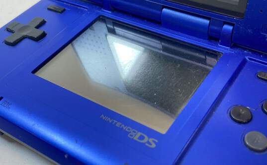 Nintendo DS- Blue image number 2