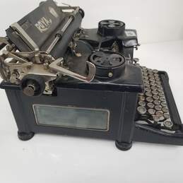 Antique 1920s Royal Typewriter ROYAL GRAND alternative image