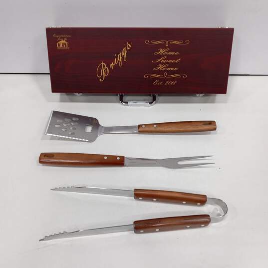 Bar-B-Que Cooking Utensils in Wood Case image number 1