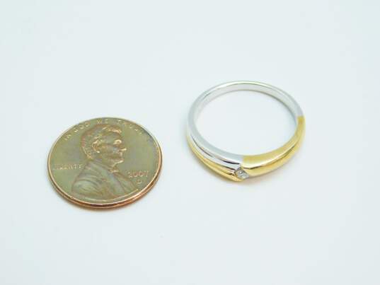14k Yellow & White Gold 0.03CT Diamond Ring 2.5g image number 6