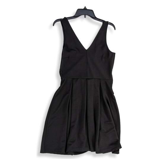 H&M Womens Black Pleated Sleeveless V-Neck Short Fit & Flare Dress Size Medium image number 1