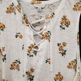 Lucky Brand Women's White Floral Top SZ L NWT alternative image