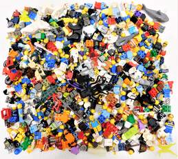 1.4 LBS LEGO Miscellaneous Minifigures Bulk Box