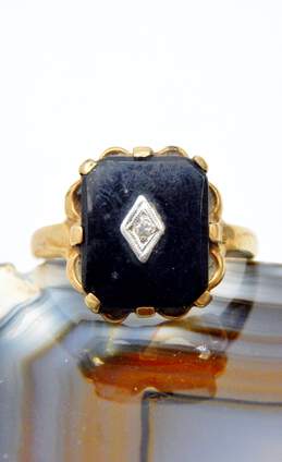 Vintage Art Deco 10K Yellow Gold Onyx Diamond Accent Ring 2.7g alternative image