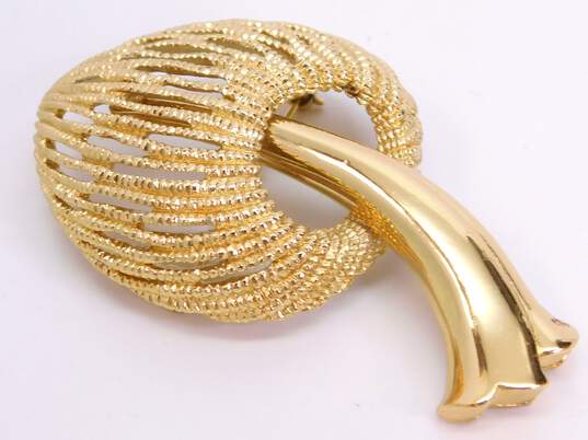 Vintage Monet Gold Tone Mushroom Clip-On Earrings & Brooch Demi Parure 43.7g image number 2