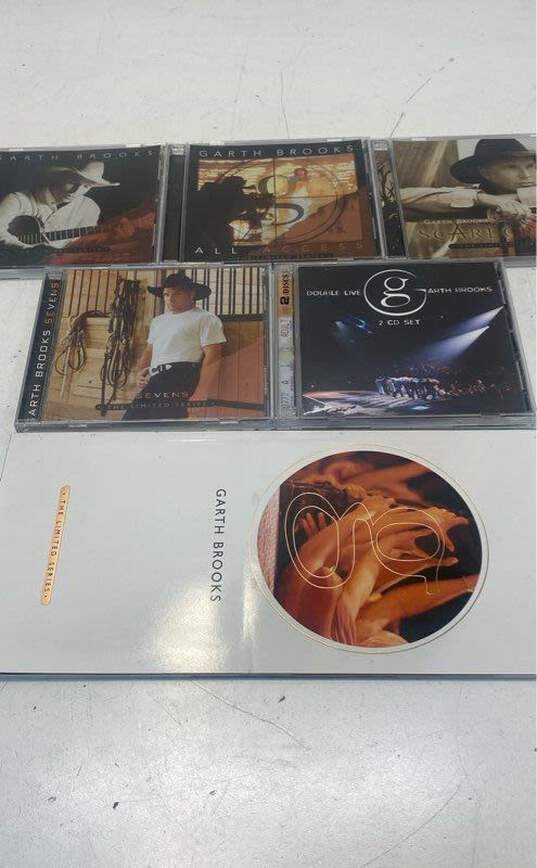 Garth Brooks The Limited Series 7-Disc Box Set image number 2