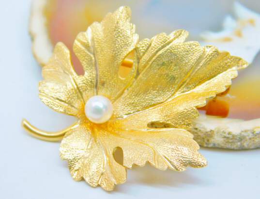 Ethereal 14K Yellow Gold Pearl Accented Leaf Brooch 3.6g image number 2