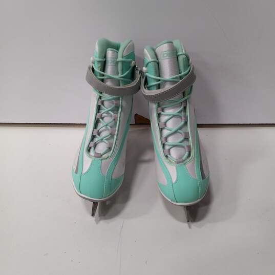 DBX Mint Green Ice Skates Women's Size 8 image number 1