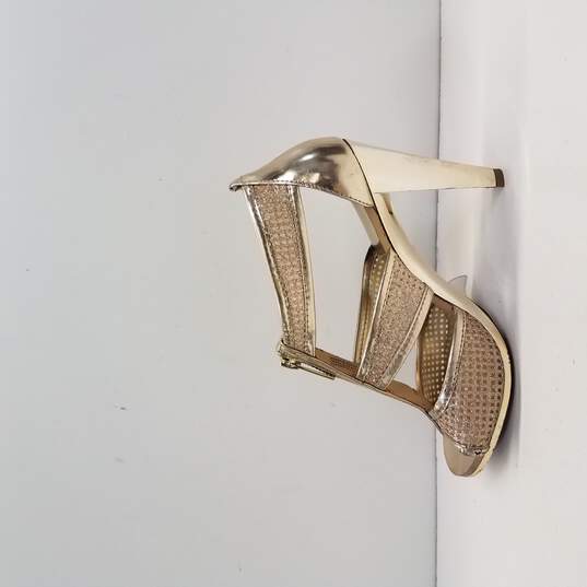 MICHAEL Michael Kors Berkeley T-Strap Pale Gold Heels Size 6M image number 2