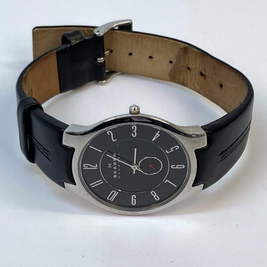 Designer Skagen Silver-Tone Leather Strap Water Resistant Analog Wristwatch image number 2