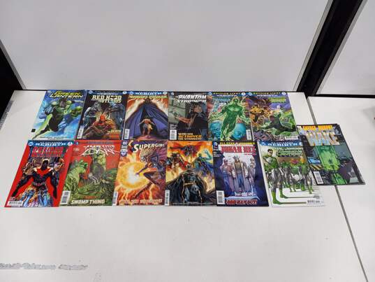 Bundle of 13 Assorted DC Comics image number 1