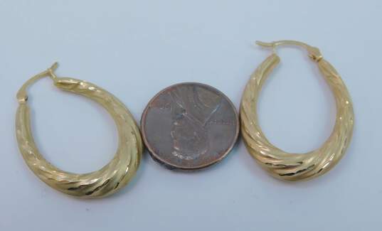 14K Gold Satin Etched Twisted Puffed Oblong Hoop Earrings 2.8g image number 4