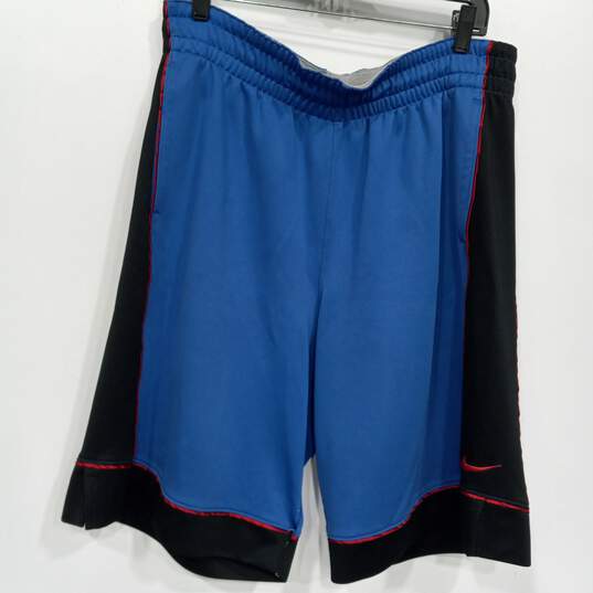 Nike Blue Basketball Shorts Men's Size L image number 1