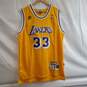 Adidas Mens Los Angeles Lakers Kareem Abdul-Jabbar 33 NBA Jersey Size L image number 1