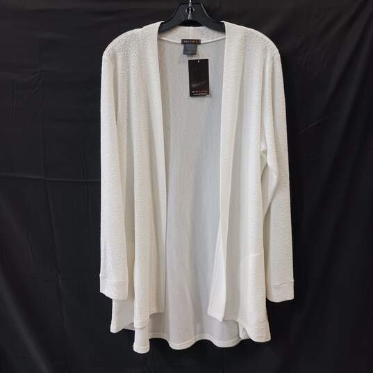 Women's Eva Varro White Sweater Size L NWT image number 1