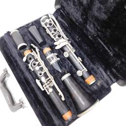 Bundy by Selmer Brand Wooden B Flat Clarinets w/ Cases and Accessories (Set of 2) alternative image